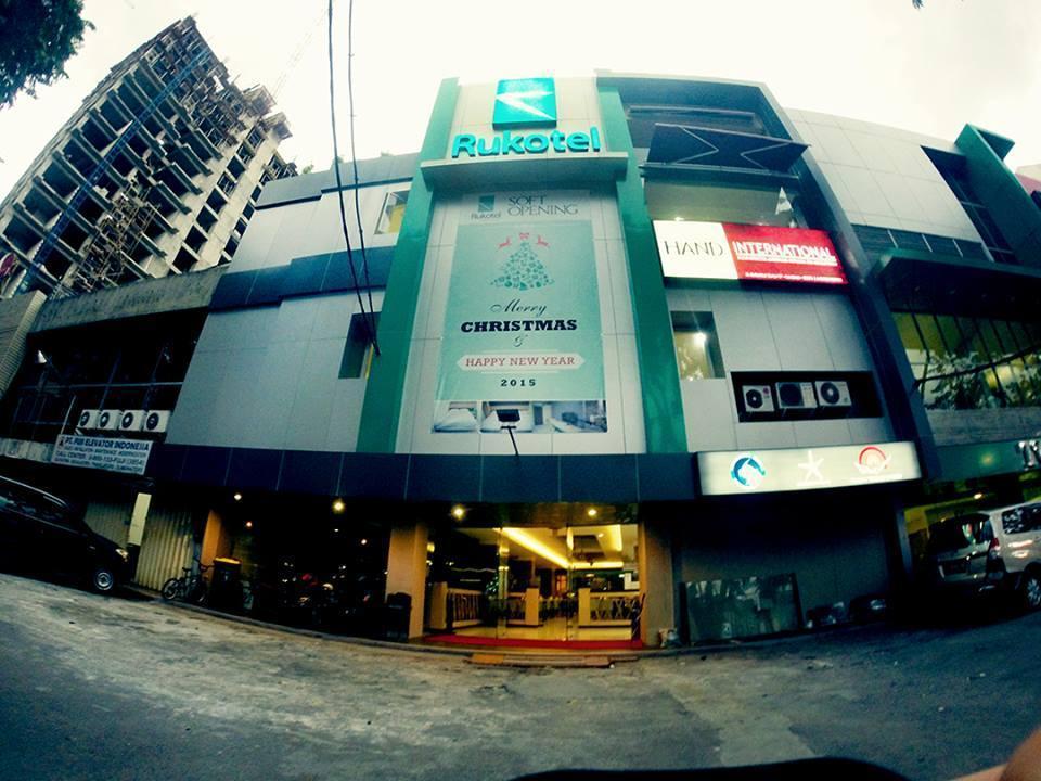 Oyo 277 Rukotel Near Rsu Adi Husada Undaan Kota Surabaya Eksteriør bilde