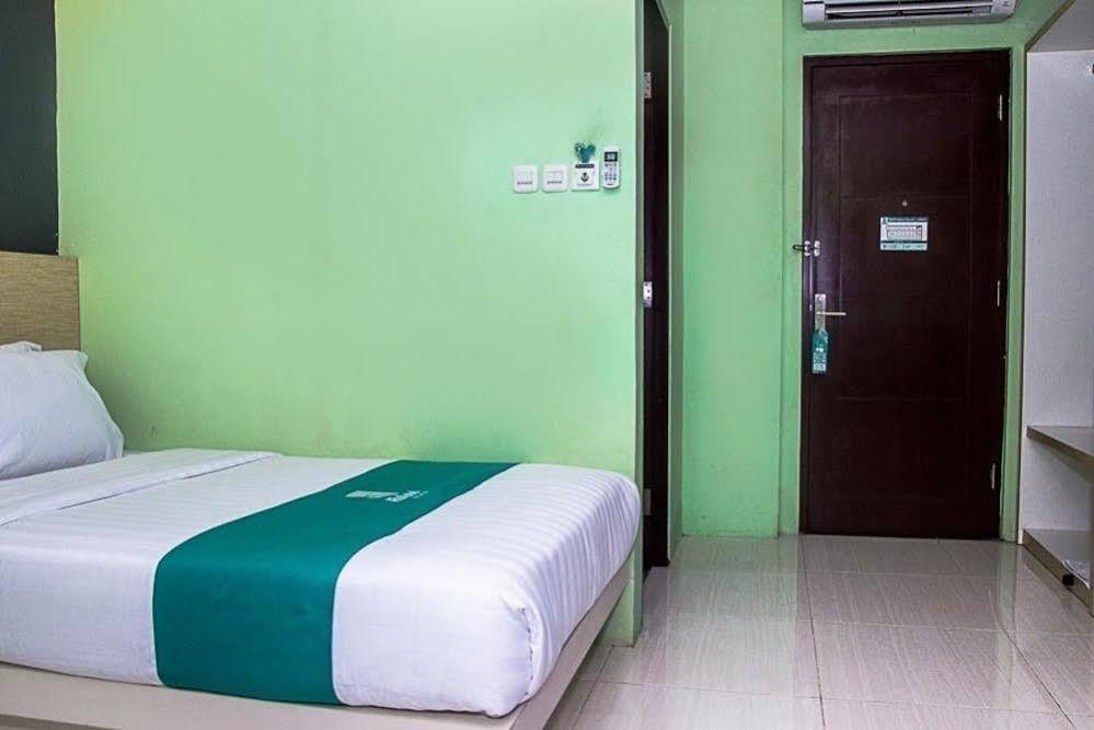 Oyo 277 Rukotel Near Rsu Adi Husada Undaan Kota Surabaya Eksteriør bilde