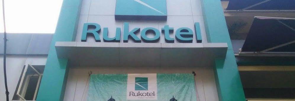 Oyo 277 Rukotel Near Rsu Adi Husada Undaan Kota Surabaya Eksteriør bilde